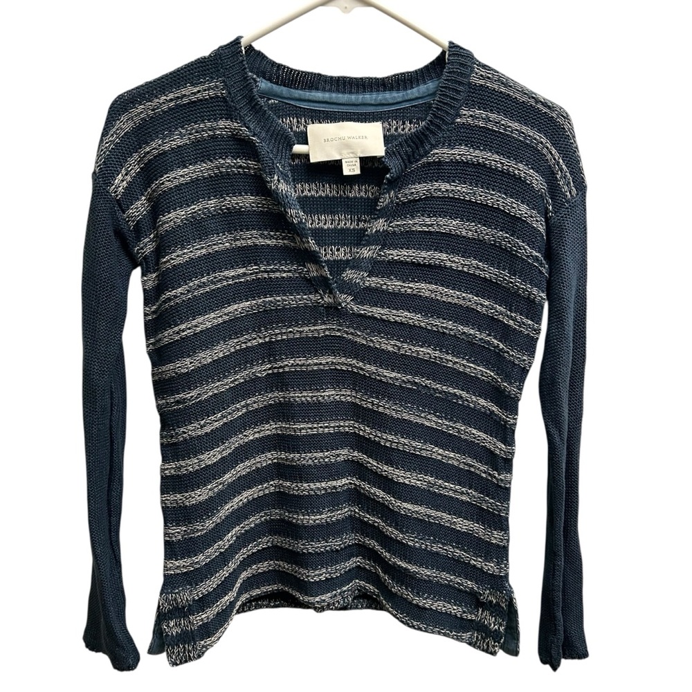 Brochu Walker 100% Linen Striped V-Neck Sweater